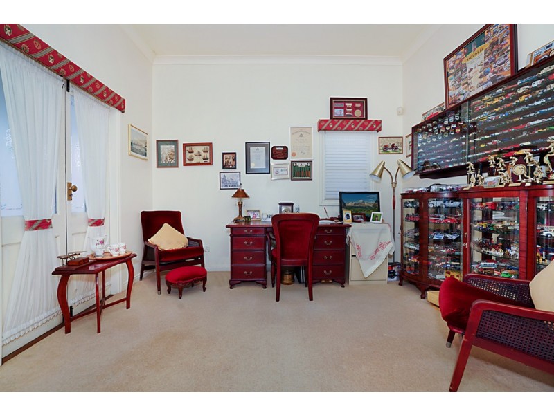 85 Grand Parade, Bonnells Bay NSW 2264