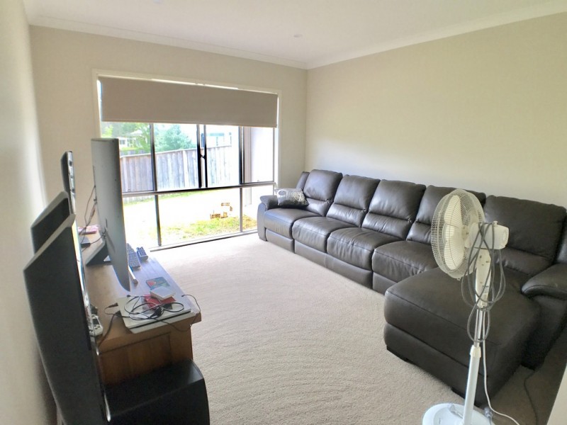 26 Ellenborough Drive, Cooranbong NSW 2265