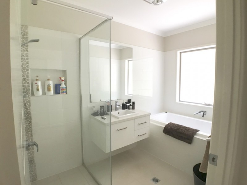26 Ellenborough Drive, Cooranbong NSW 2265