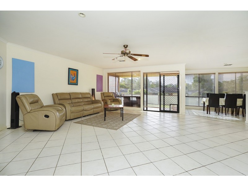 1 Garner Close, Cooranbong NSW 2265