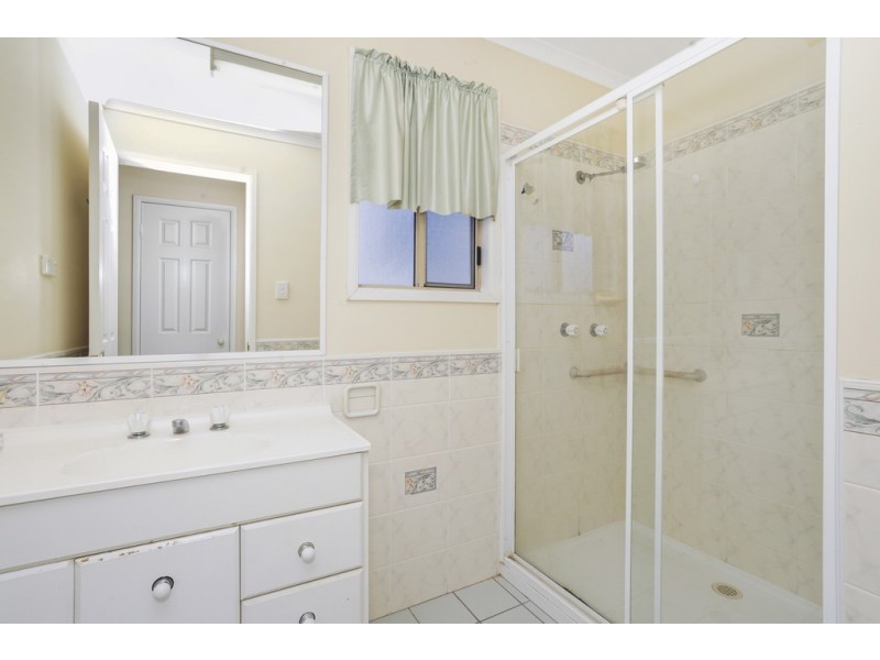 18/4 Gimberts Road, Morisset NSW 2264