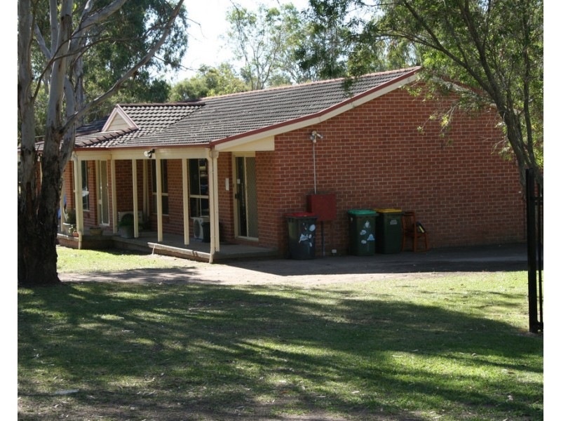 151 Gimberts Rd, Morisset NSW 2264