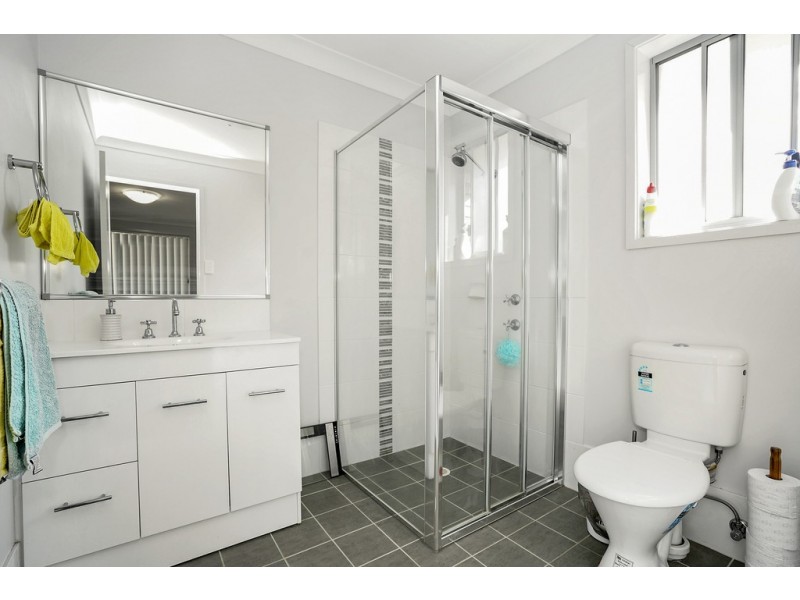 29 Chifley Road, Morisset Park NSW 2264