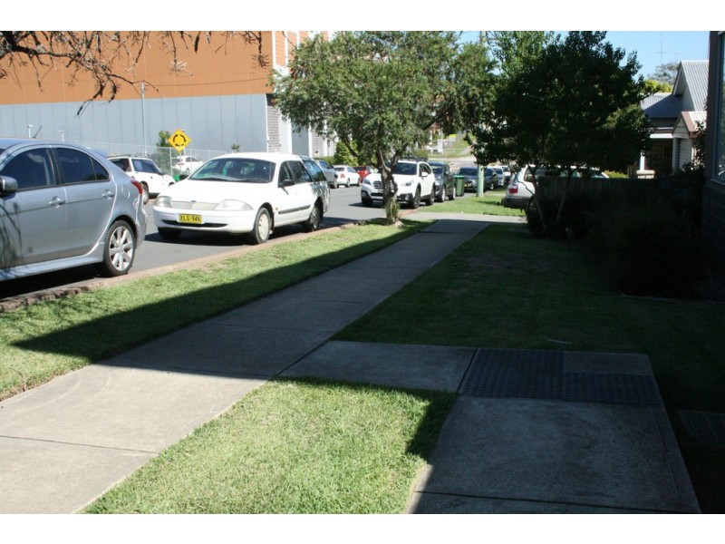 Unit 1/49 Yambo Street, Morisset NSW 2264