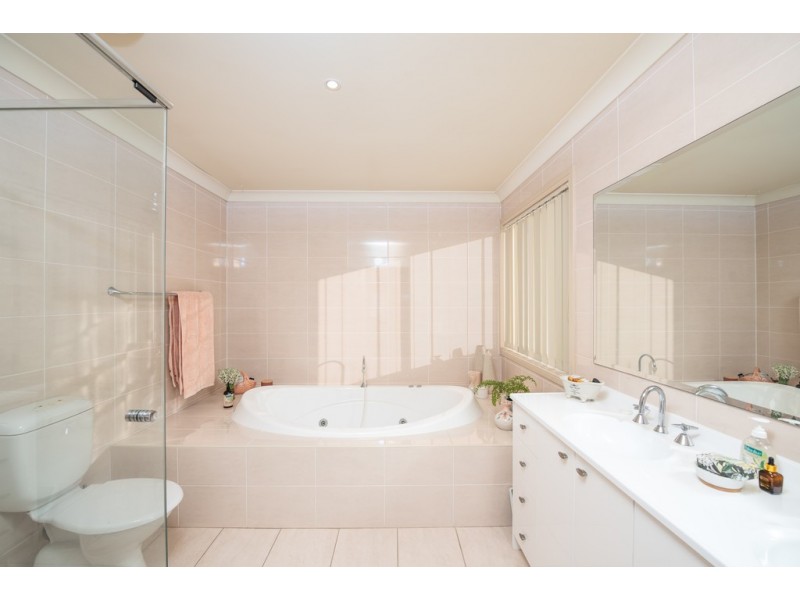 114 Waikiki Road, Bonnells Bay NSW 2264