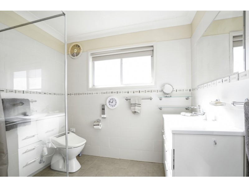 15 Station Street, Bonnells Bay NSW 2264