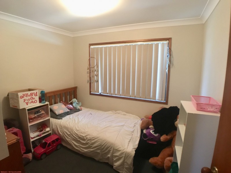 57 Spencer Road, Mannering Park NSW 2259