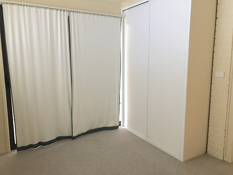 8 Rhodes Parade, Windermere Park NSW 2264