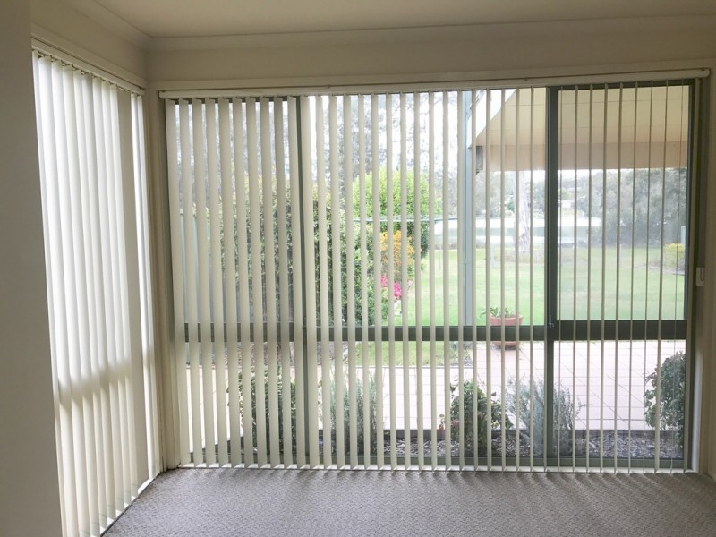 8 Rhodes Parade, Windermere Park NSW 2264