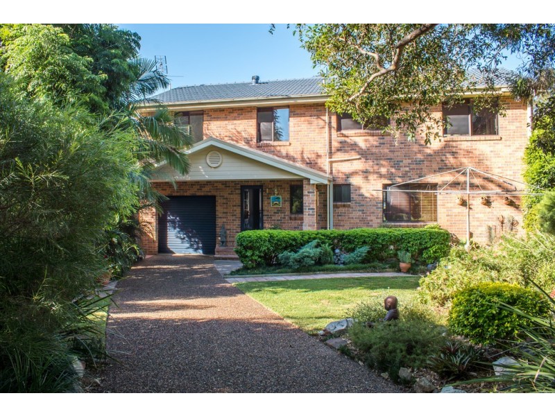 37 Dandaraga Road, Brightwaters NSW 2264