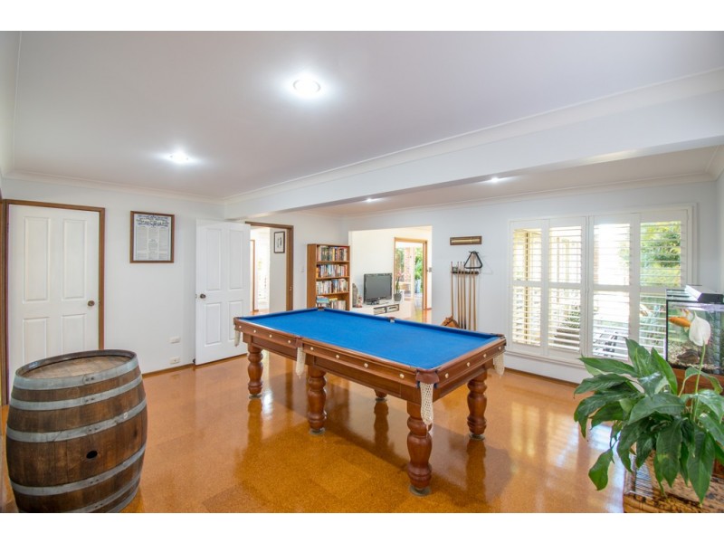 37 Dandaraga Road, Brightwaters NSW 2264