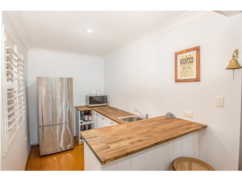 37 Dandaraga Road, Brightwaters NSW 2264