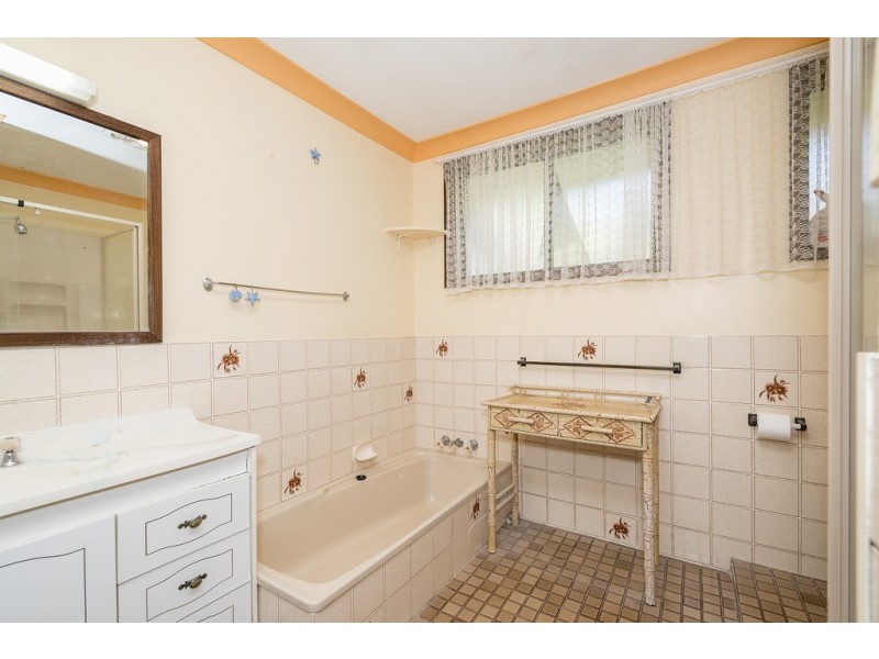 646 Freemans Drive, Cooranbong NSW 2265