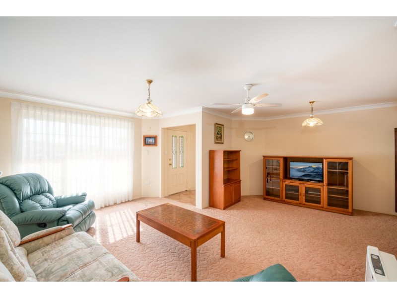 90 Regent Street, Bonnells Bay NSW 2264