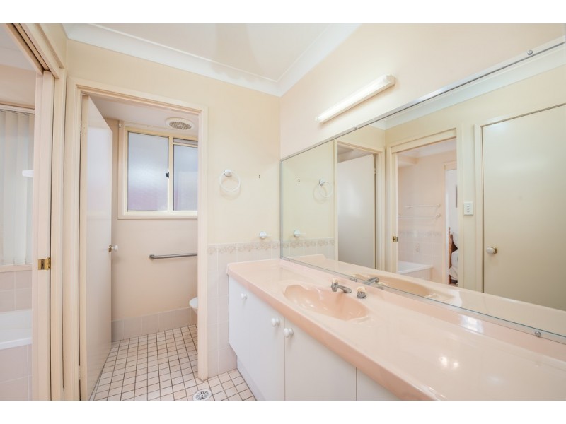 90 Regent Street, Bonnells Bay NSW 2264