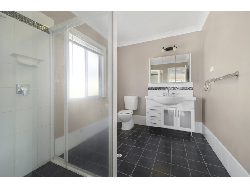 2 Wood Street, Bonnells Bay NSW 2264