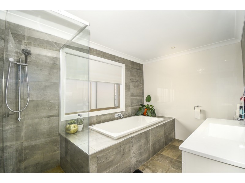 31 Bay Street, Balcolyn NSW 2264