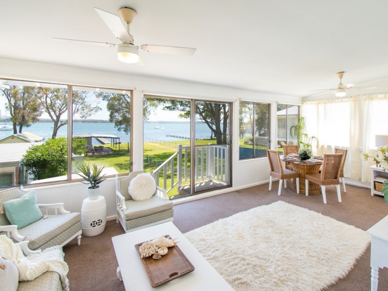 89 Grand Parade, Bonnells Bay NSW 2264