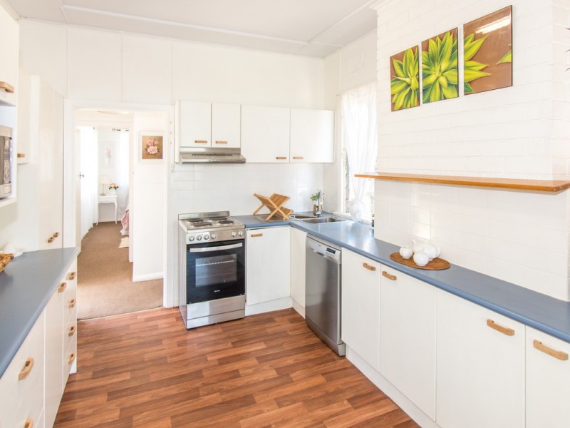 89 Grand Parade, Bonnells Bay NSW 2264