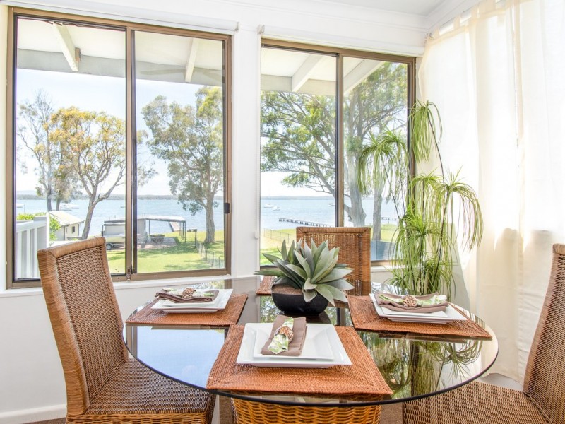 89 Grand Parade, Bonnells Bay NSW 2264