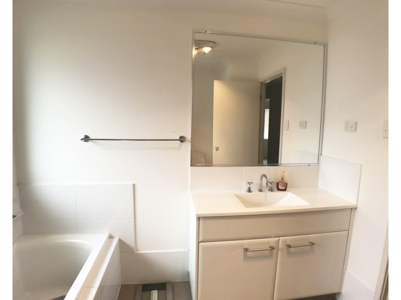 28 Cedar Cutters Cres, Cooranbong NSW 2265