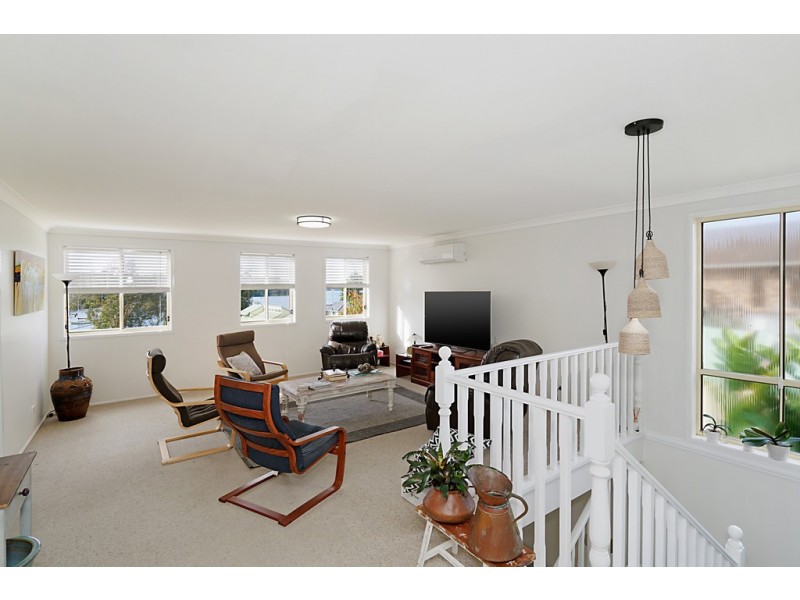 62a Dandaraga Road, Brightwaters NSW 2264