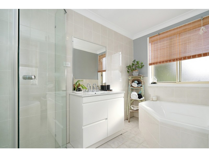 62a Dandaraga Road, Brightwaters NSW 2264