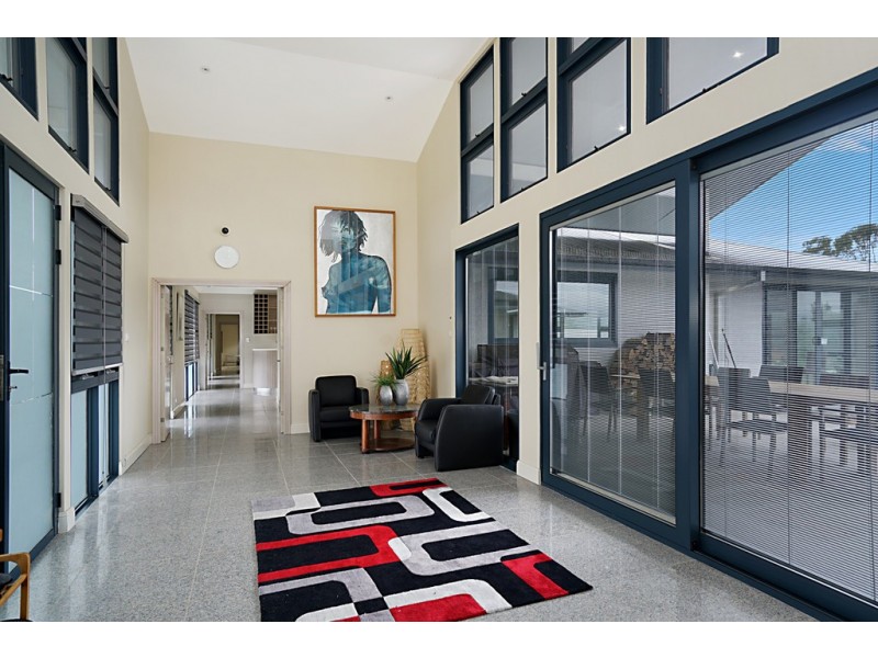 83 Freemans Drive, Morisset NSW 2264