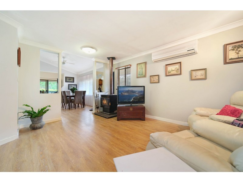 6 Kahibah Street, Morisset NSW 2264