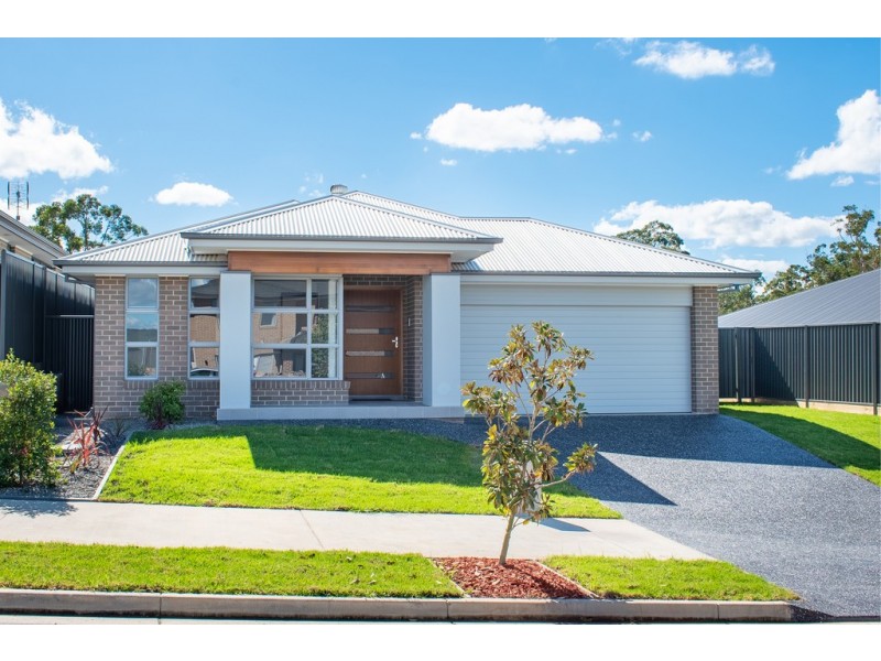 90 Jeremiah Drive, Cooranbong NSW 2265