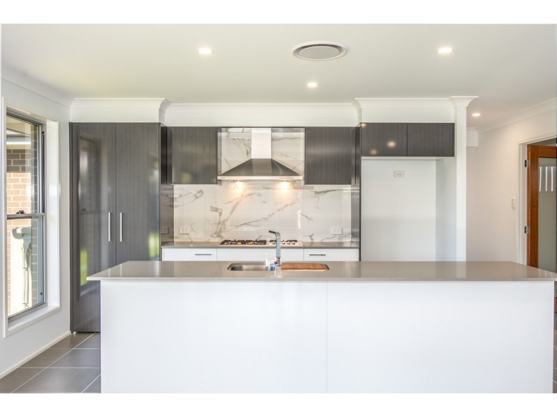 90 Jeremiah Drive, Cooranbong NSW 2265