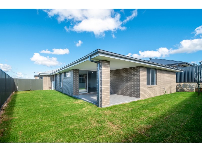 90 Jeremiah Drive, Cooranbong NSW 2265
