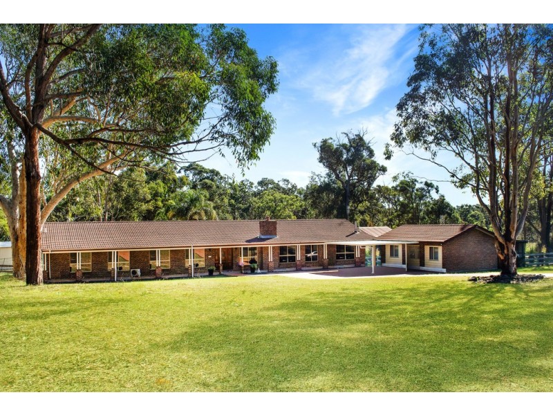 39 Larapinta Drive, Wyee Point NSW 2259
