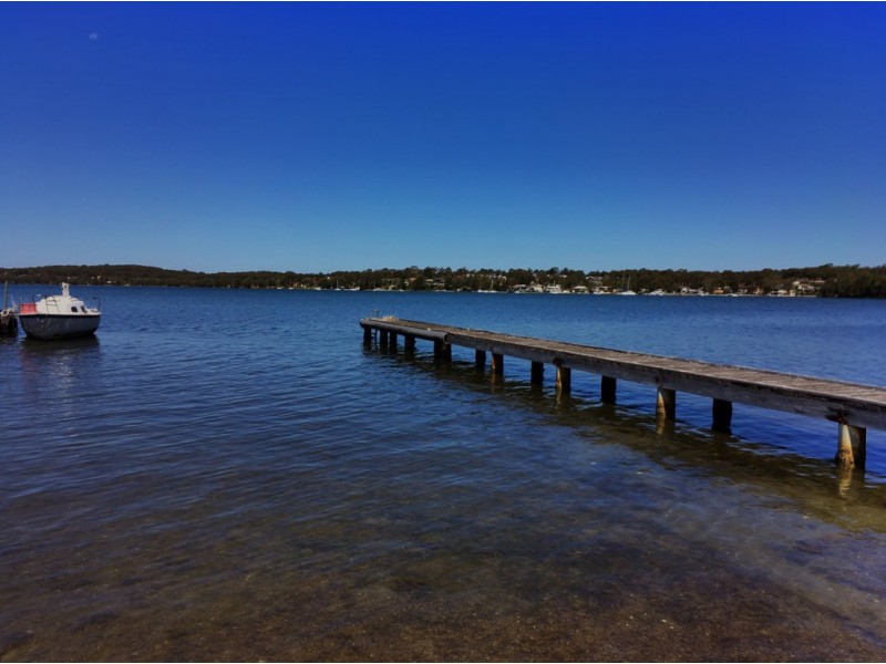 15 Grand Parade, Bonnells Bay NSW 2264