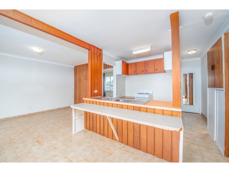 15 Grand Parade, Bonnells Bay NSW 2264