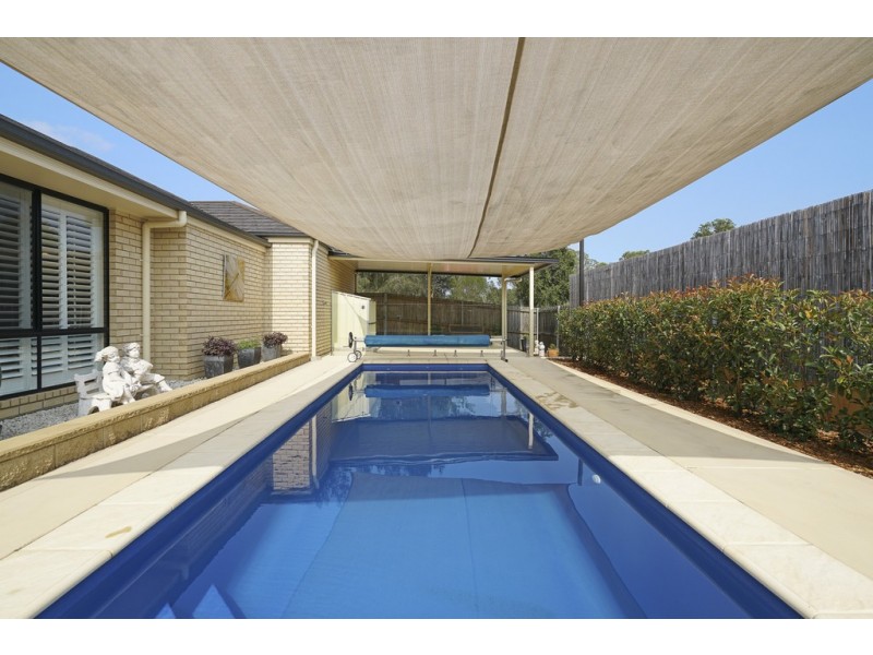 60 Cedar Cutters Crescent, Cooranbong NSW 2265