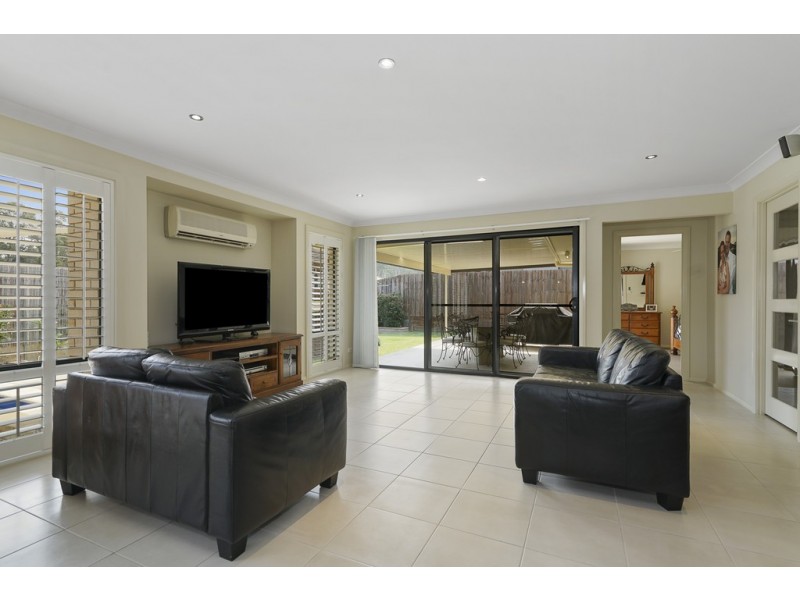 60 Cedar Cutters Crescent, Cooranbong NSW 2265