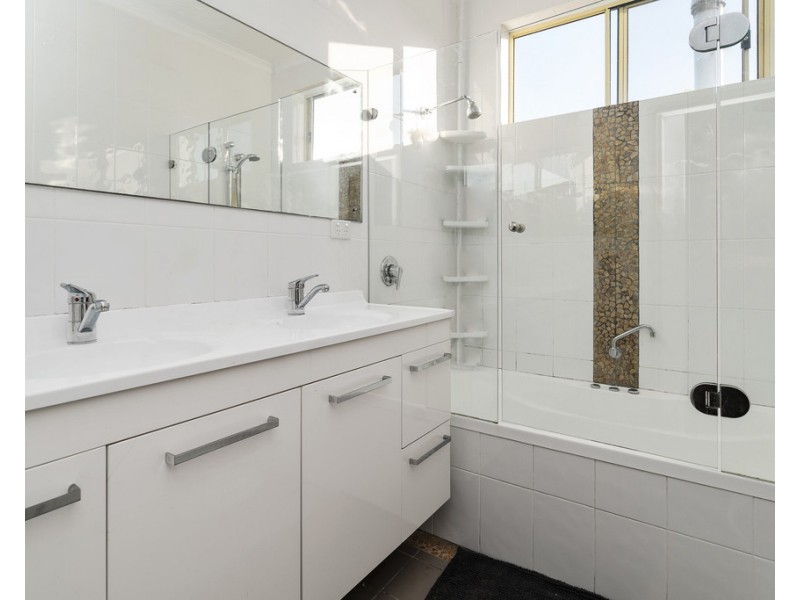 81 Newcastle Street, Morisset NSW 2264