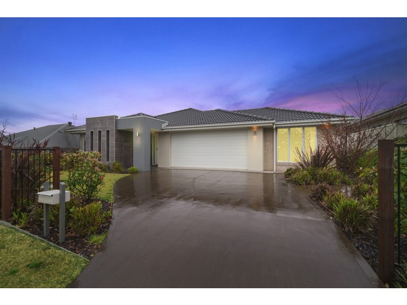 21 Wattlebird Avenue, Cooranbong NSW 2265