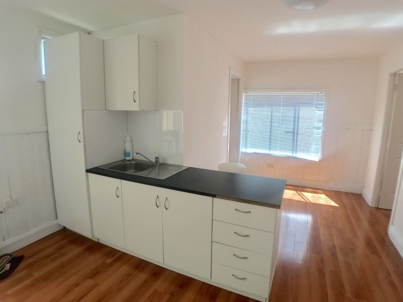 Flat 1/6 Moran Street, Bonnells Bay NSW 2264