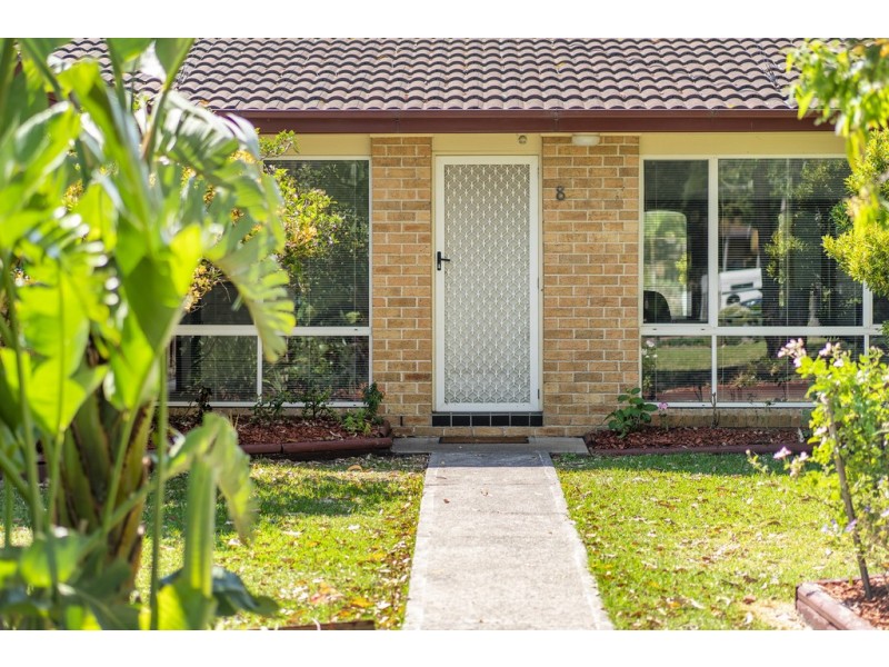 8 Wingfield Street, Windermere Park NSW 2264