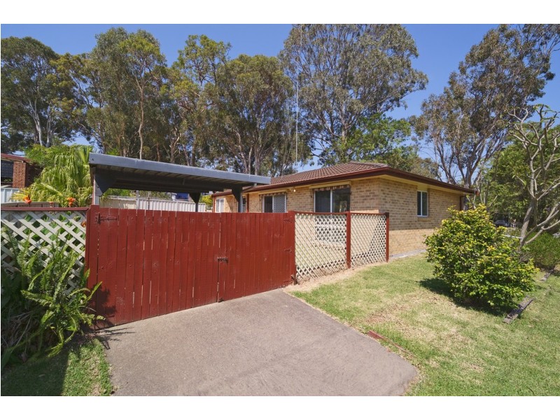 8 Wingfield Street, Windermere Park NSW 2264