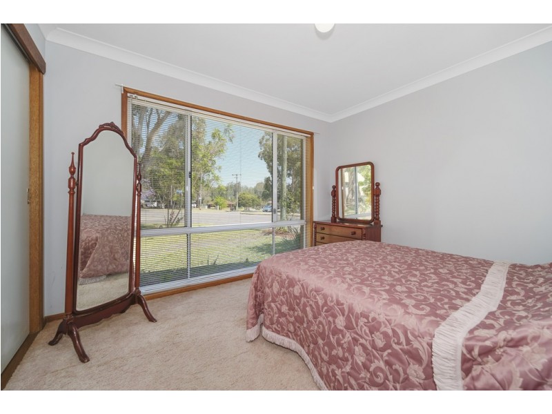 8 Wingfield Street, Windermere Park NSW 2264