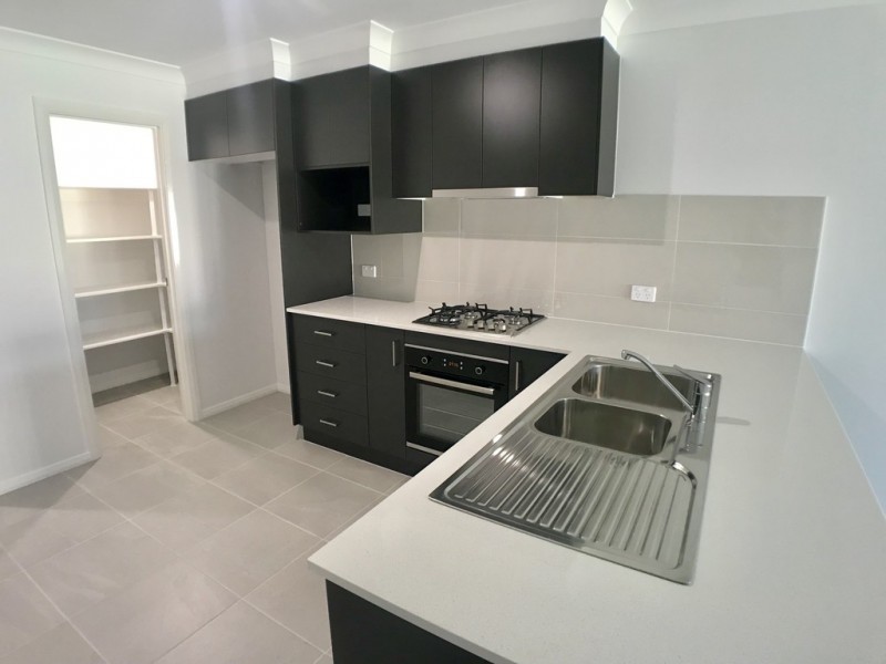 14a and 14b Oakleigh Way, Morisset NSW 2264