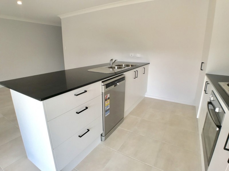 56a and 56b Freemans Drive, Morisset NSW 2264