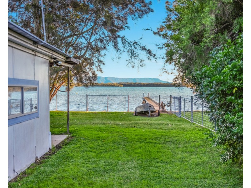 147 Grand Parade, Bonnells Bay NSW 2264