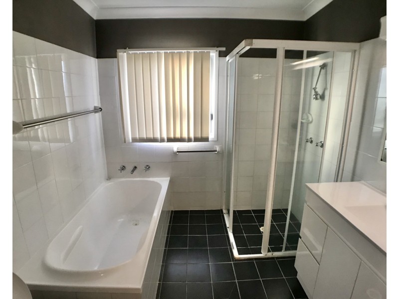 9 Chifley Road, Morisset Park NSW 2264