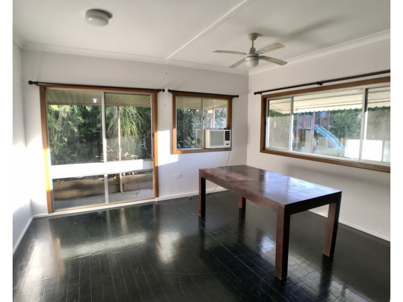 9 Chifley Road, Morisset Park NSW 2264