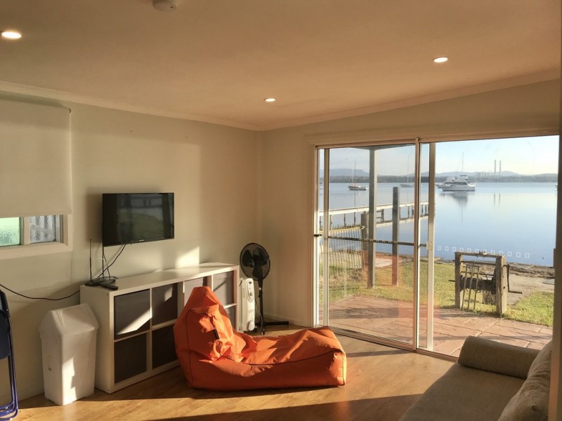 89a Grand Parade, Bonnells Bay NSW 2264