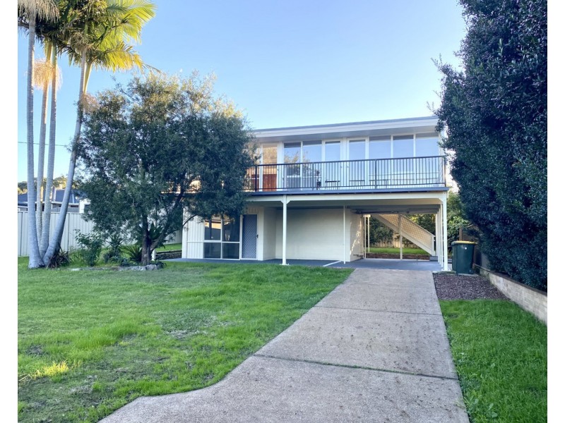 23 Chifley Road, Morisset Park NSW 2264